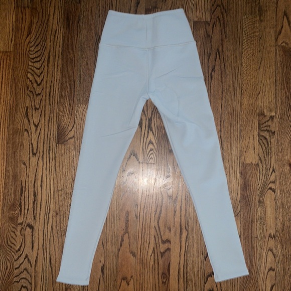 NWOT Soft.Clouds Light Gray Fleece Lined Leggings Size Small - Picture 4 of 4